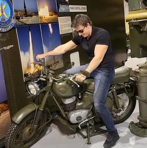 Meet your Posher, André